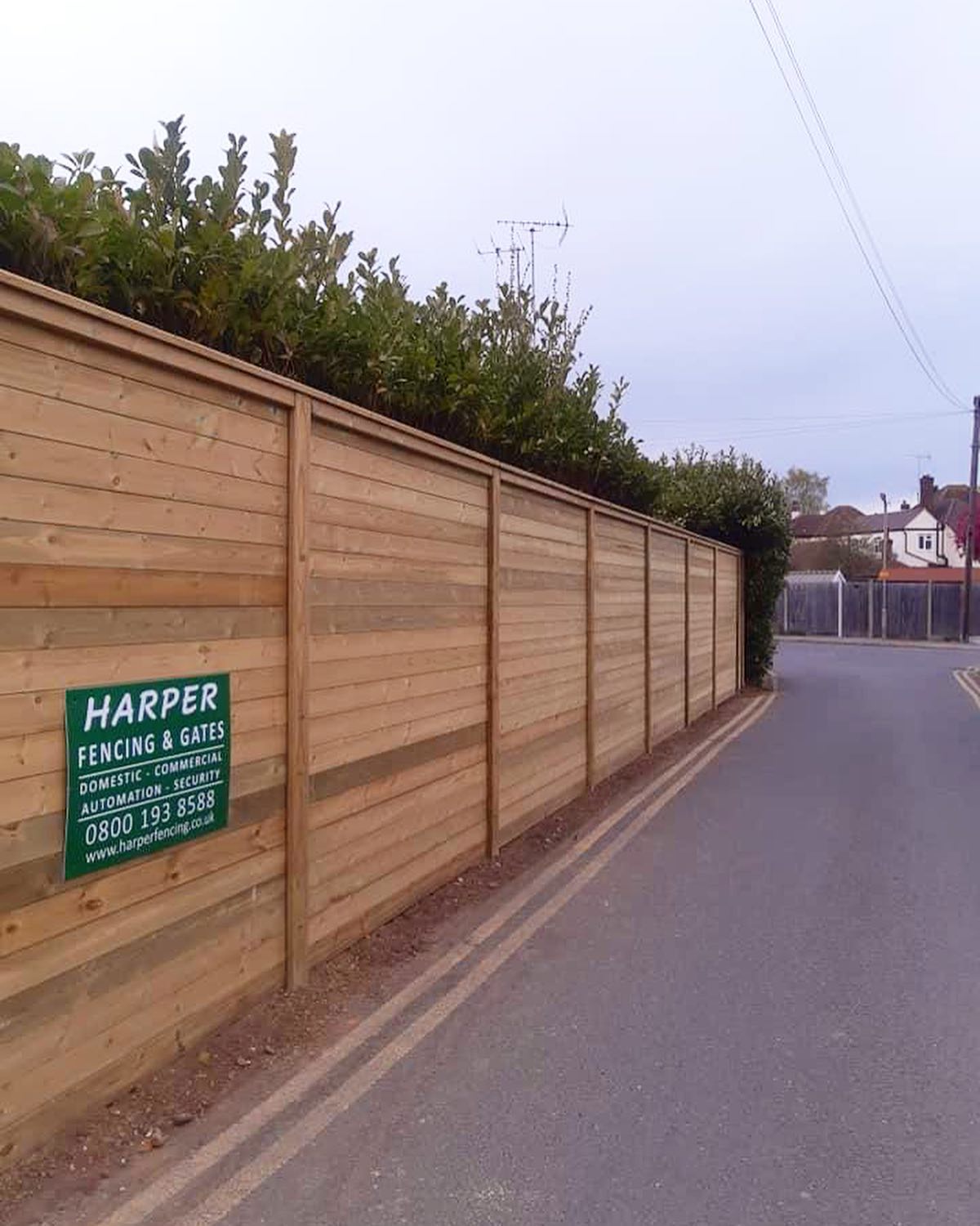 Acoustic fencing installation